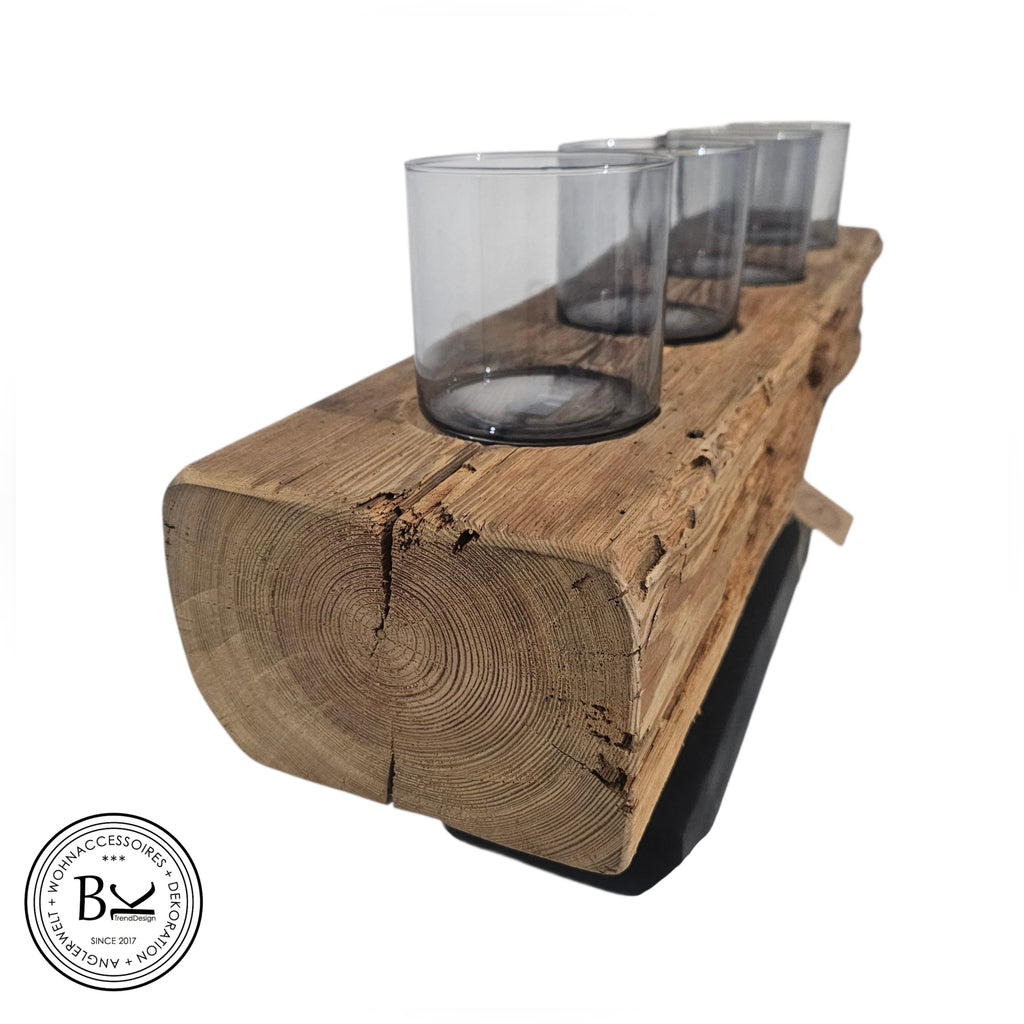 XXL Kerzenhalter aus Altholz Balken – Rustikale Tischdeko mit 4 Gläsern – Vintage Holz Deko – Landhaus & Industrial Stil – Unikat Geschenk